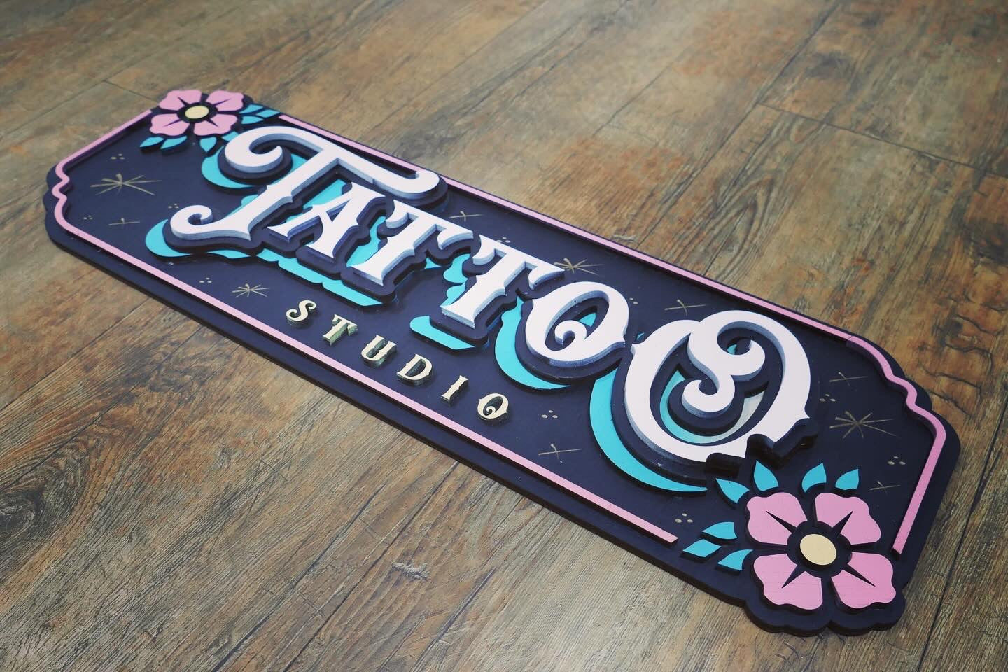 Tattoo Sign Spring Vibes | Eco-Friendly | Floral Wooden